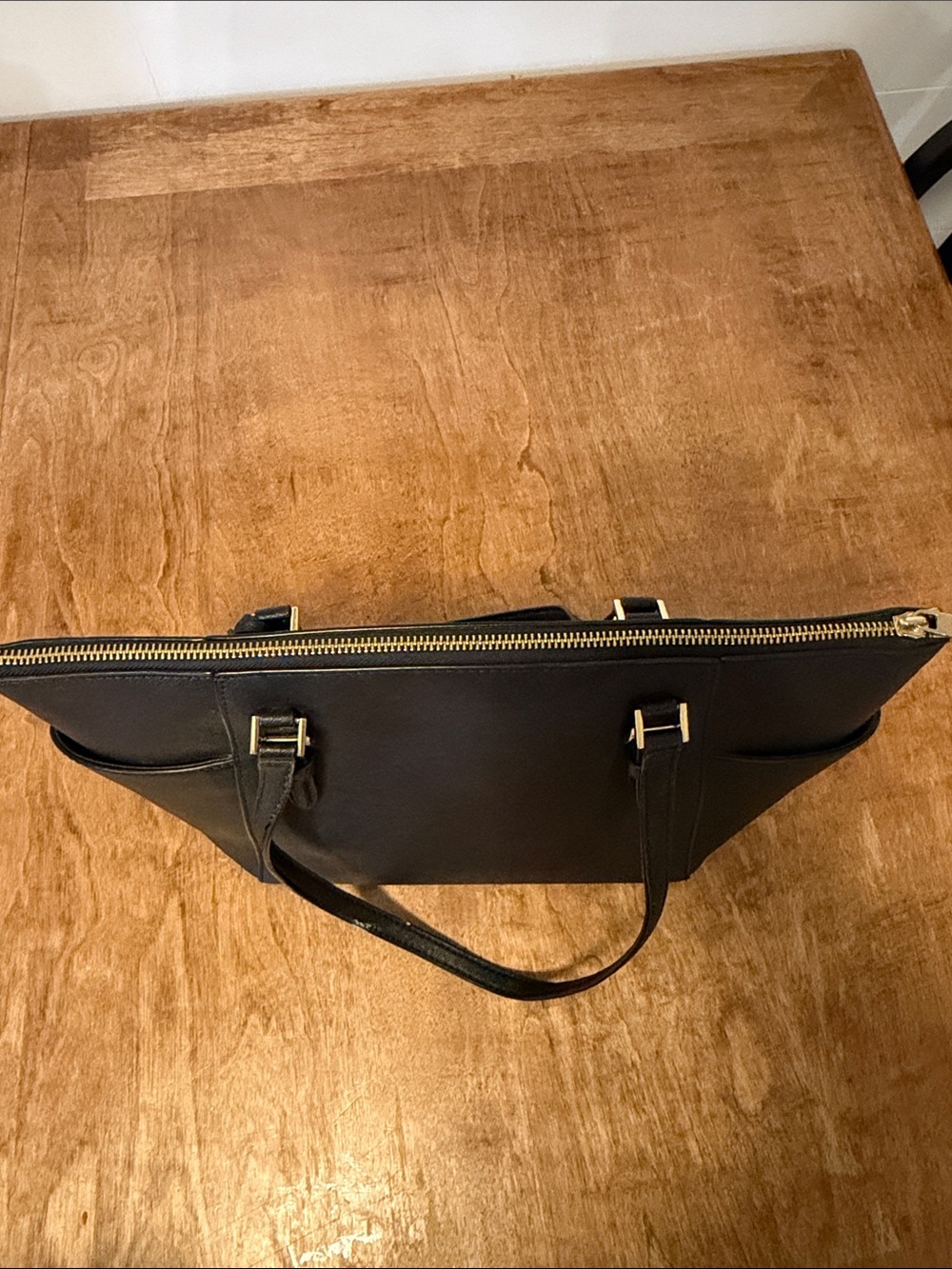 Michael Kors Black Purse with Gold Hardware - Picture 5 of 14